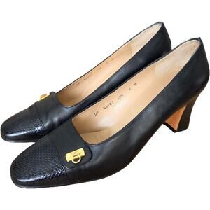 Salvatore Ferragamo Black Leather Pumps Dress Heels Capsule Office Siren 8B